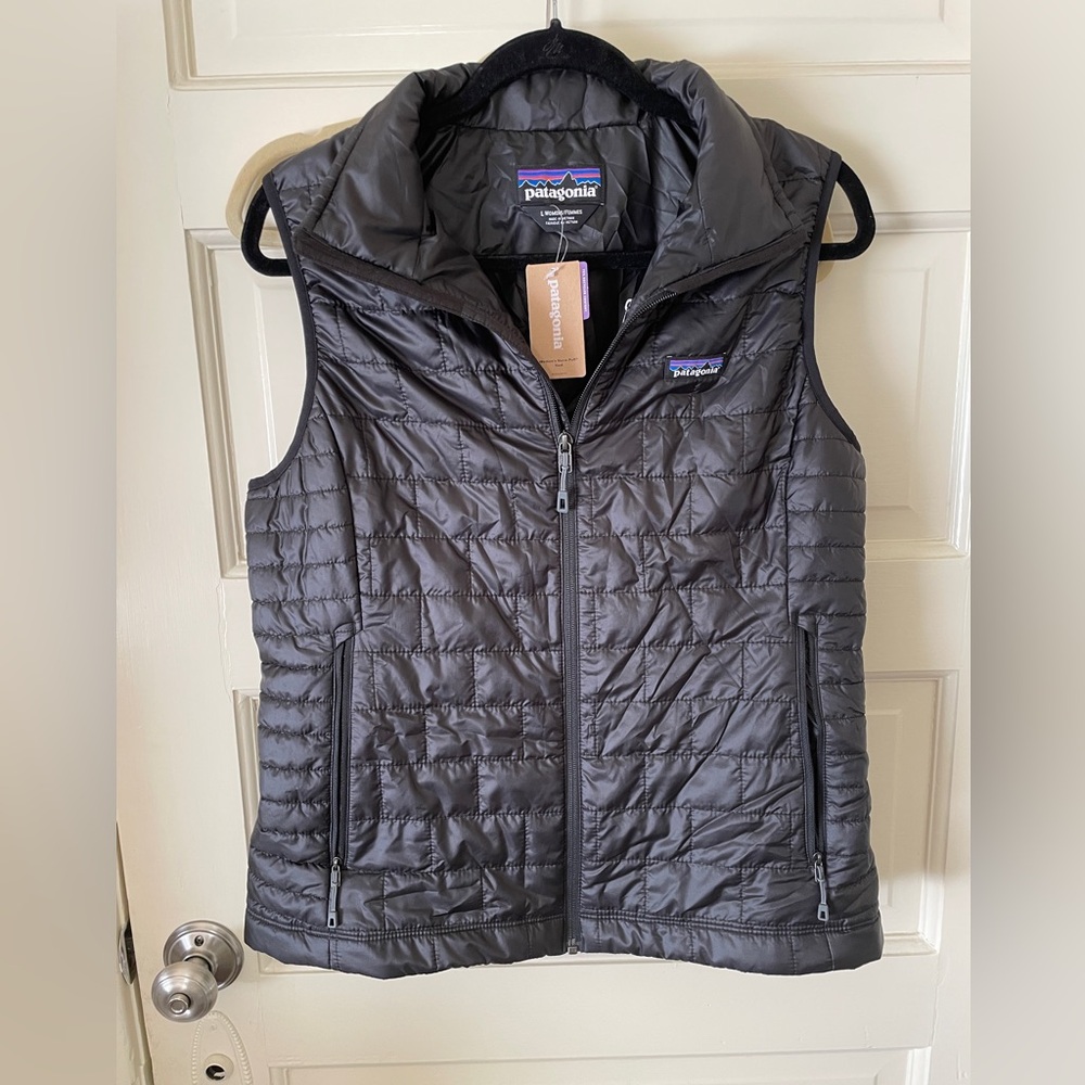Patagonia Charcoal Quilted Vest